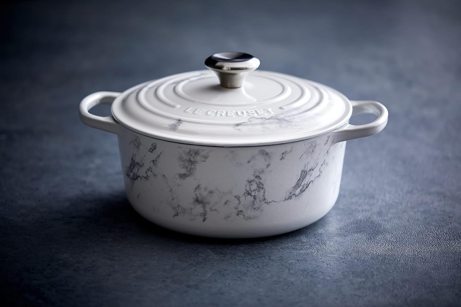 Le Creuset Enameled Cast Iron Signature Round Dutch Oven, 7.25 qt., Marseille