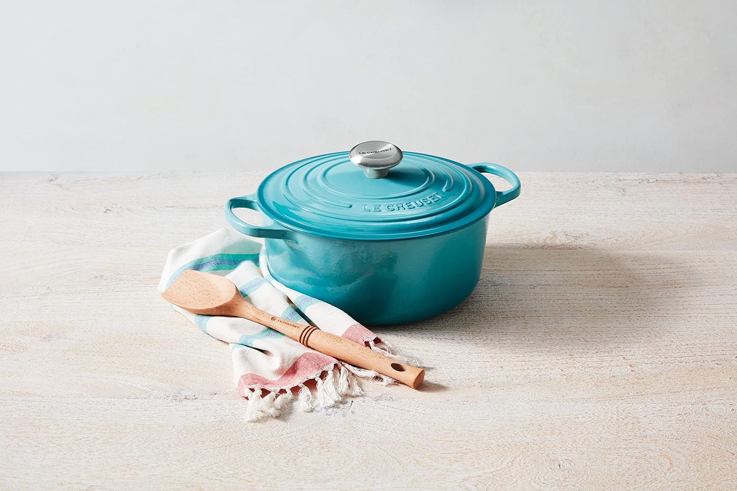 Le Creuset Enameled Cast Iron Signature Round Dutch Oven, 7.25 qt., Marseille