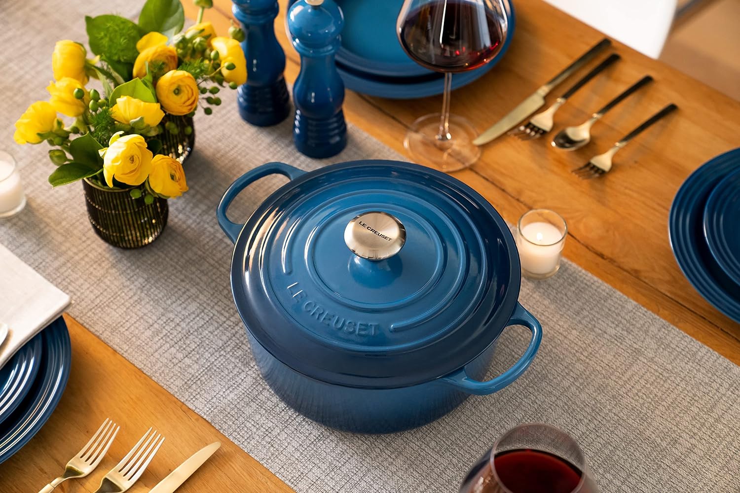 Le Creuset Enameled Cast Iron Signature Round Dutch Oven, 7.25 qt., Marseille